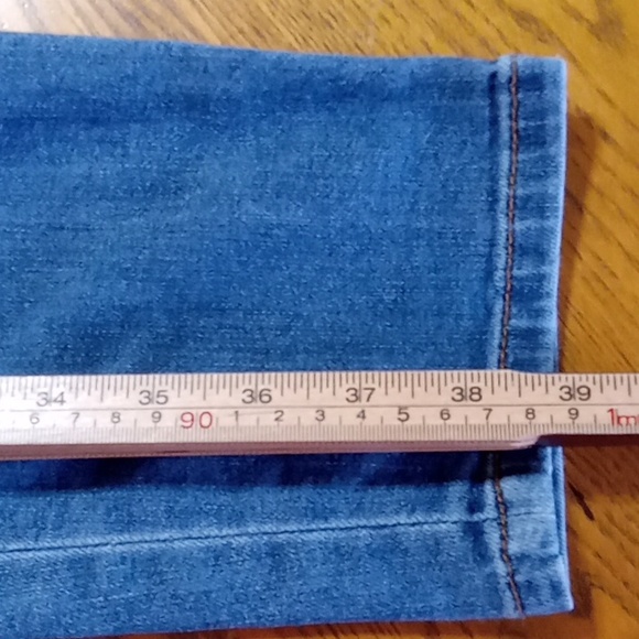 CABI Womens JEANS 10 DENIM Pants Used Preowned Faded Distressed Curvy Skinny - Picture 5 of 11